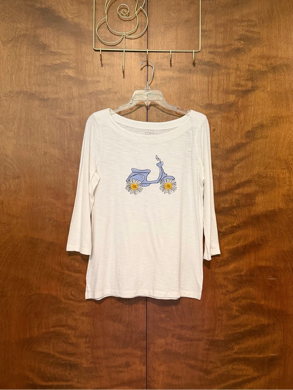 Loft Outlet 3/4 Sleeve Graphic Scooter Tee Womens M White & Blue Boatneck Top